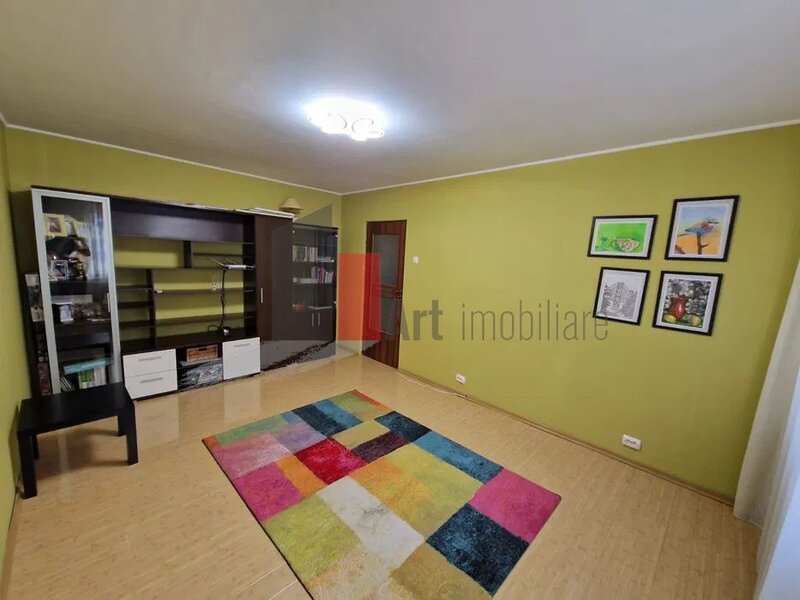 Brancoveanu, Izvorul Rece, vanzare apartament renovat 3 camere.